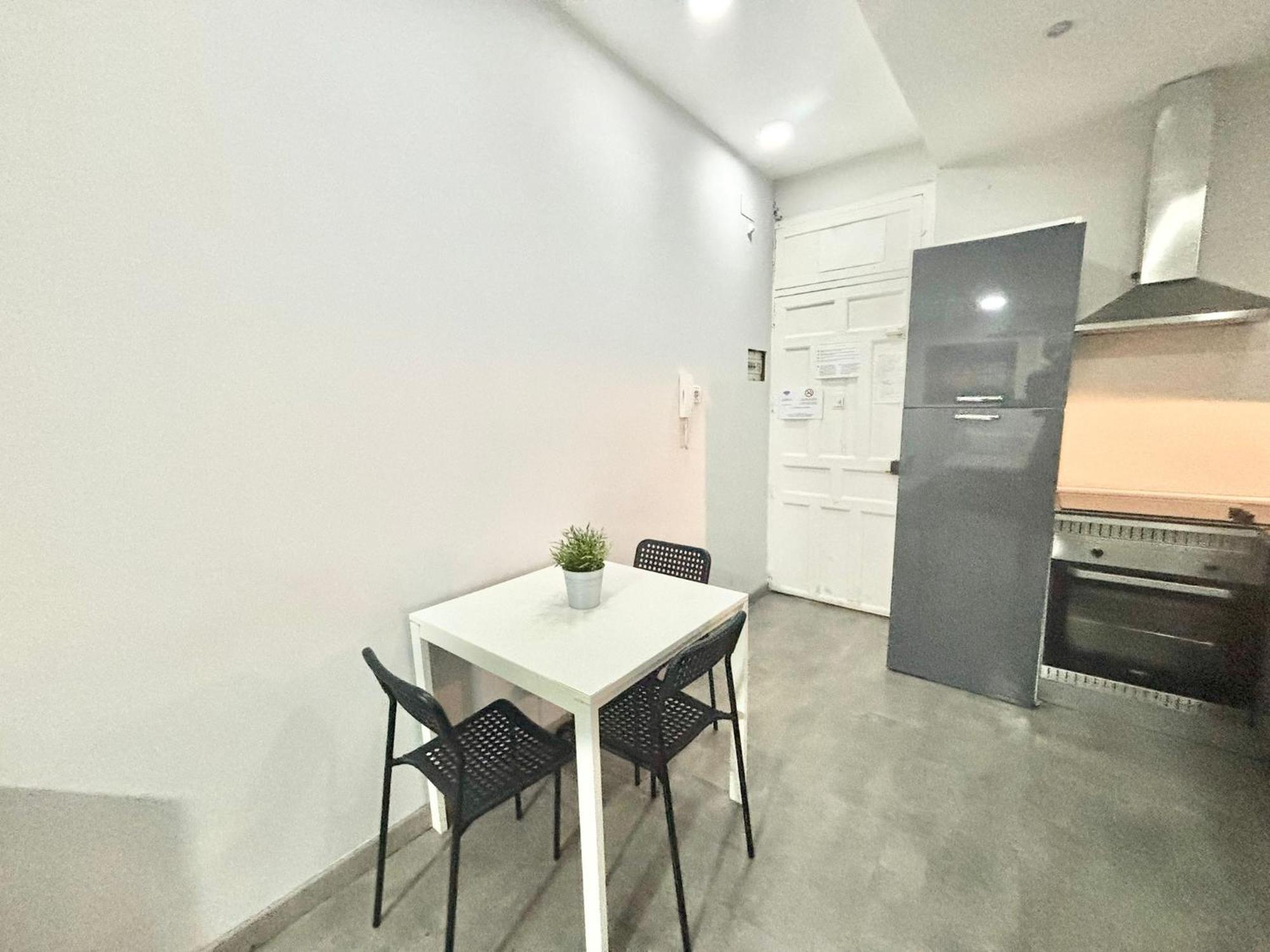 Centro Ferrocarril 2 Metro Delicias Apartment Madrid Exterior photo